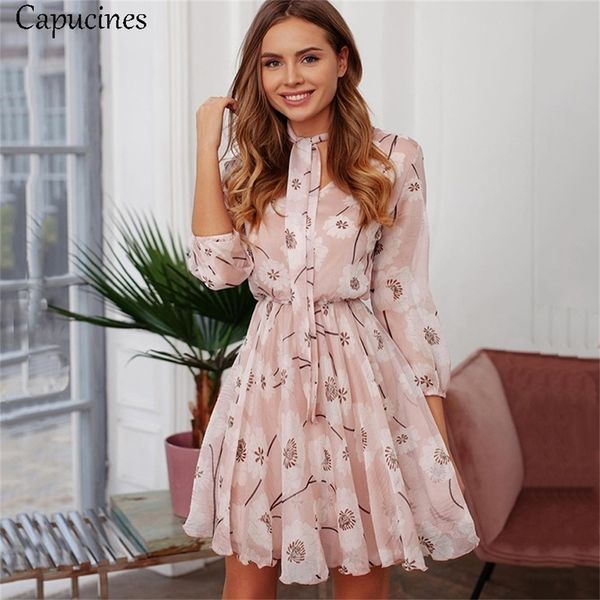 Capucines Boho Blumendruck Fliege Hals Chiffon Sommerkleid Frauen 3/4 Ärmel elastische Taille Damen Casual Urlaub Minikleider LJ200808