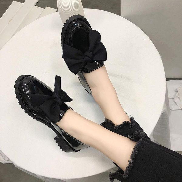

2020 new women loafers shoes slip on loafers flower breathable womens shoe soft comfortable woman shoes, Black