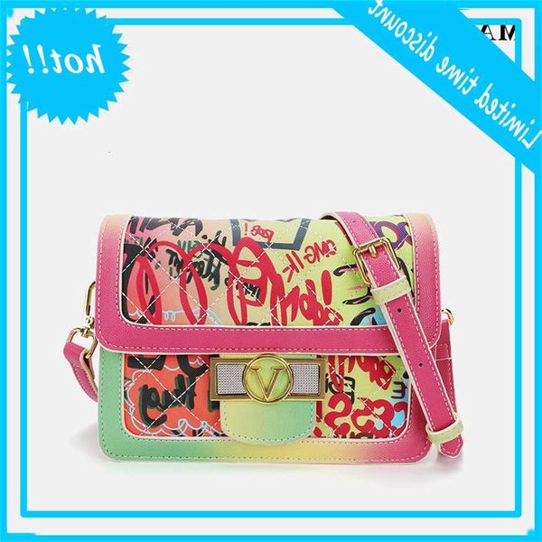 

women 2020 new color letter graffiti rhombic fashion personality versatile one shoulder messenger small square bag