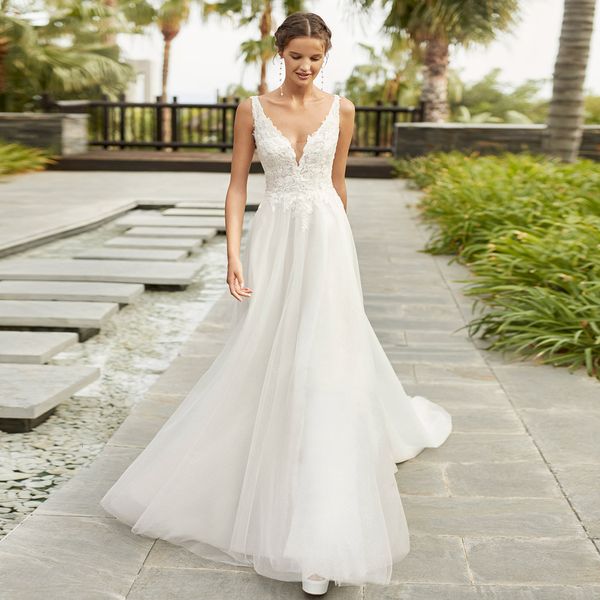 

2021 new charming v neck es sleeveless lace applique backless a line wedding gown soft tulle bridal jbu7, White