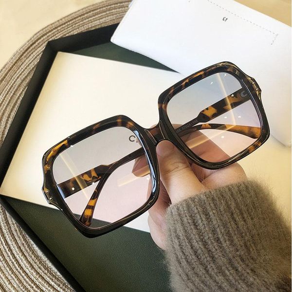 

sunglasses retro unique oversized women men fashion eyewear trendy vintage square sun glasses shades uv400 gafas de sol, White;black