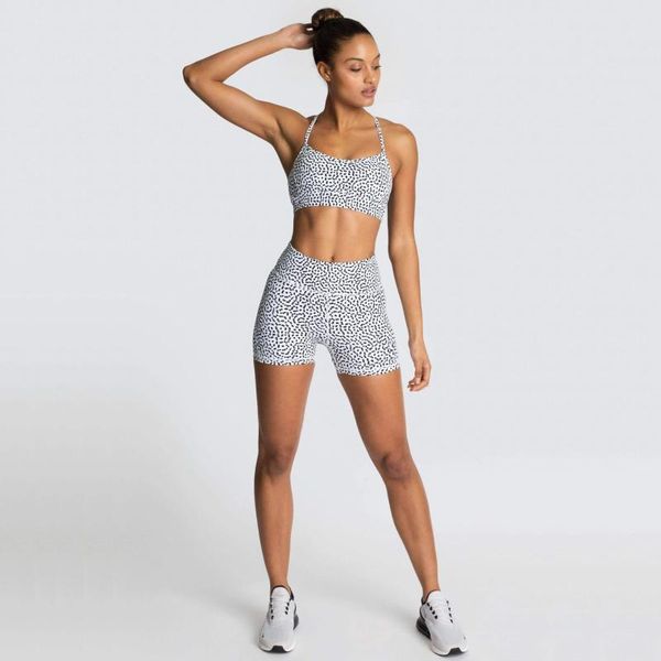 

yoga outfits print women seamless set solid fitness sportswear gym clothes short crop shirts female high waist running workout, White;red