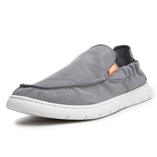 

2020 canvas shoes men slip-on men's casual shoes classic comfortable flat fashion black men's sneakers