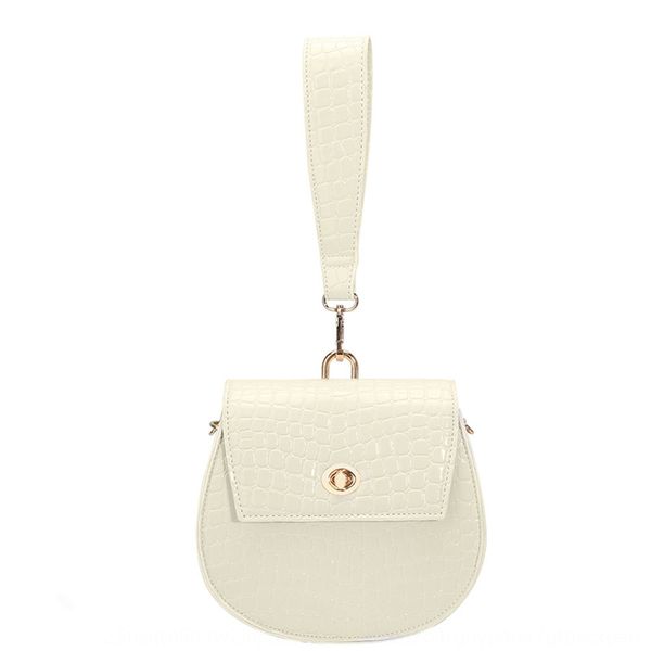 

2020 new online red shoulder saddle bagtrend portable saddle bag women's fashion chain shoulder bag mcf7s