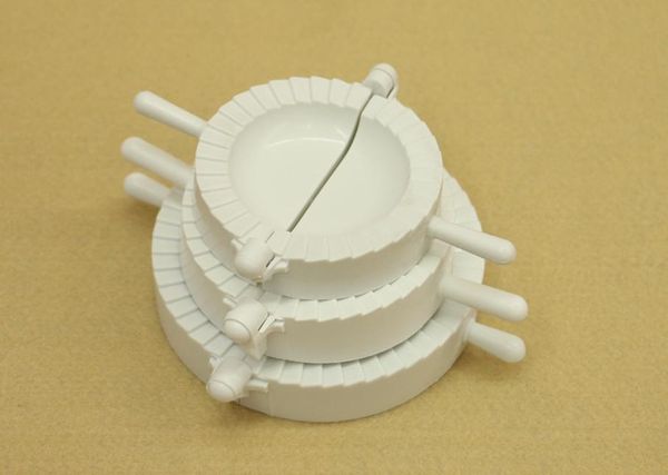 

xunzhe кухонные инструменты клецки формы пластиковые 7.5cm клецки maker wraper тесто cutter пирог равиоли клецки плесень yxlyps ffshop2001