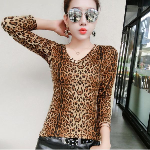 

2018 ladies leopard print blouse women v neck long sleeveblouses ladies plus size shirt women blusas chemise femme1, White