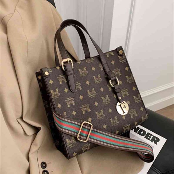 

2022 factory wholesale new model female ins large capacity single shoulder bag xtew bags