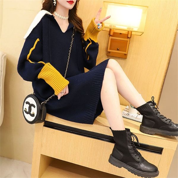 

2021 new marine style with low-cut v mixture colours pullover women's nightgown autumn cardigan temperament versatile fashion sweater 0, White;black