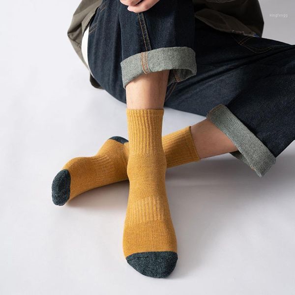 

2021 new japanese harajuku socks autumn winter warm men thicken breathable casual business socks male1, Black