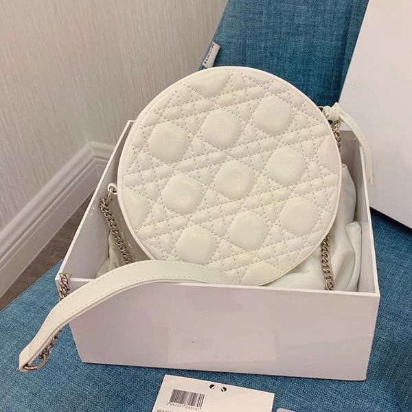 

2020 new tenperament lady shoulder crossbody bag classic round bag plaid pattern cow leather circular bag 18 cm ing