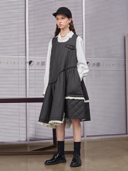 

fall winter 2020 collection original design asymmetrical sleeveless long cotton padded dress women, Black;gray