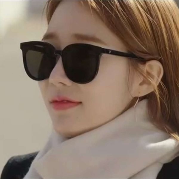

women's korean star same gm sunglasses big frame round face thin square polarized sunglasses, White;black