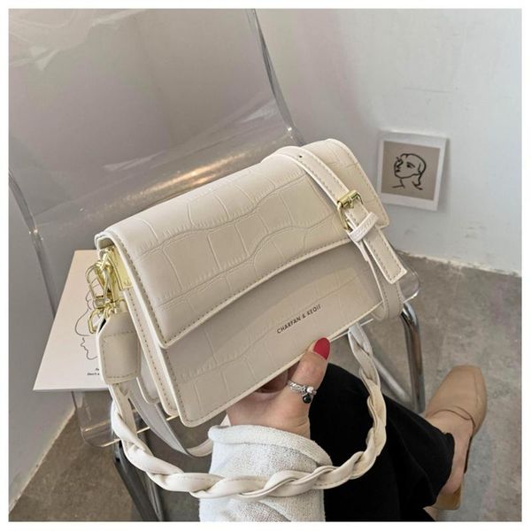 

2020 shoulder bag women baguette messenger bag fashion girls casual handbag simple leisure small square crossbody for women