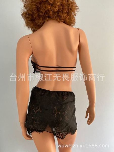 

the no artist of in beginning project b0l4, Black;white