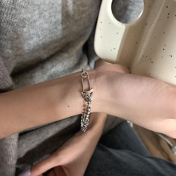 

timeonly vintage cross floral alloy ball bracelet for women ladies festival gifts bracelets hollow chain luxury jewellery, Black