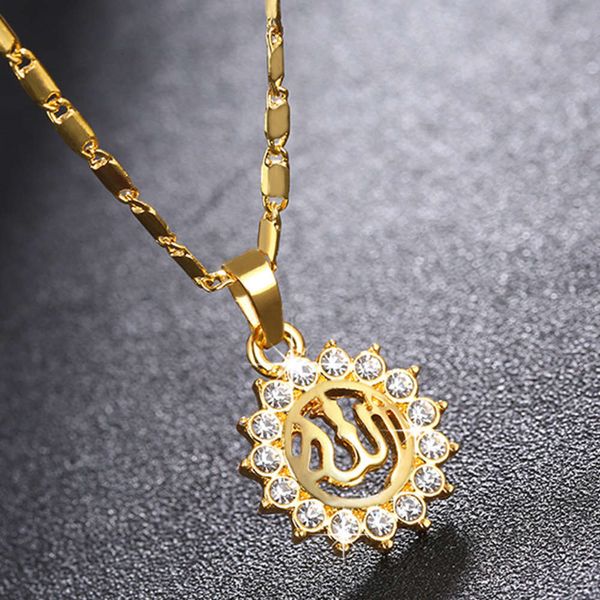 

necklace diamond inlaid sun arabian p5d1, Silver