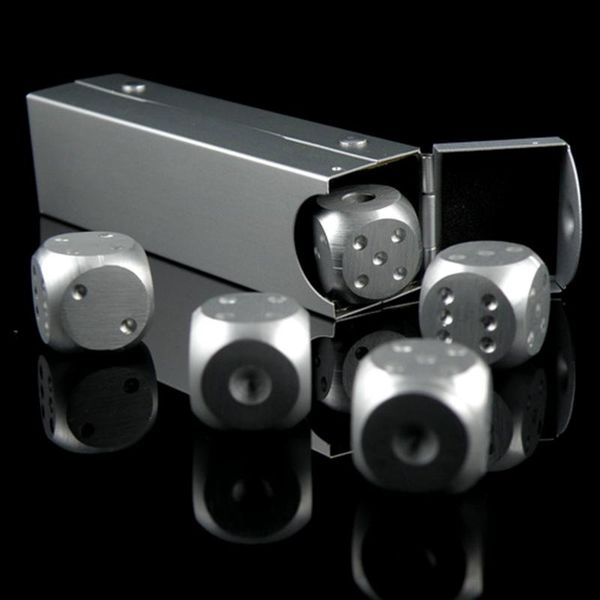 

itstyle 5 в 1 алюминиевый сплав корпус серебряный цвет твердого алюминия портативные домино металлические кости игры портативные кубики sqcm