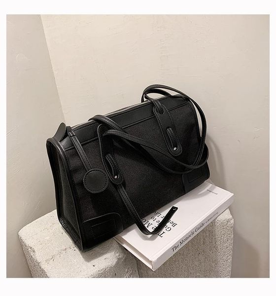 

2020 new casual joker underarm shoulder bag