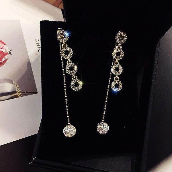 

2021 new Korean style temperament fashion wild long tassel pendant inlaid zircon cold wind earrings February 14 gift, Silver