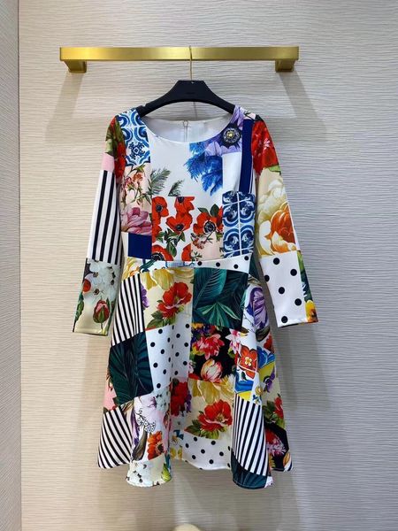 

2021 quality new high female designer the-neck long vintage mini sleeve flowers empire dressed vv79, Black;gray