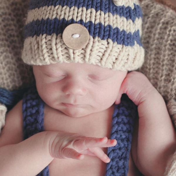 Conjuntos Recém-nascidos meninos roupas bebê fotografia adereços traje de crochet listrado roupas macias de beanie calças atacado fotografia adereços