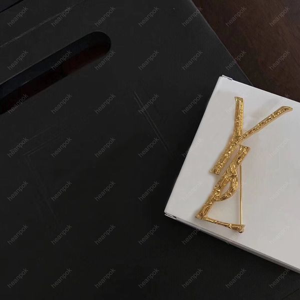 

fashion designer brooch for women luxury gold jewelry dress accessory womens bamboo joint brooches brand breastpin leency brosche with box, Gray