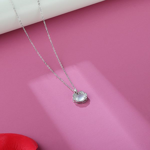 

fashion s925 sterling silver chalcedony jade necklace female xiangyun longevity lock pendant fashion trending light luxury necklace factory