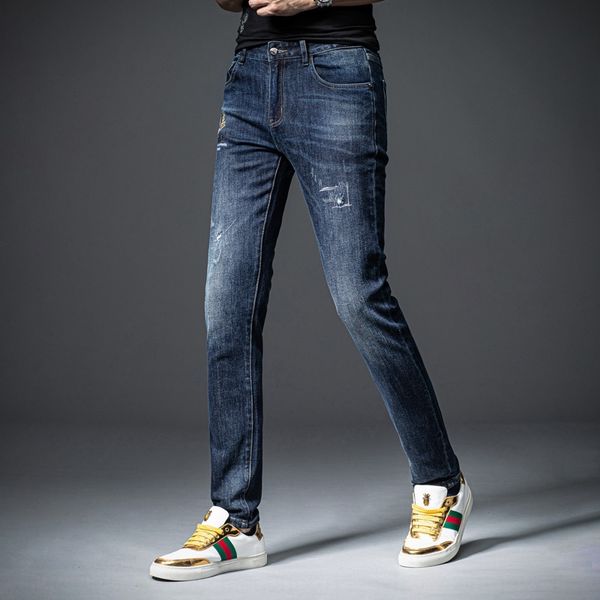 

20 лет новая эластичные случайные печатные вышитые и jeansembroidered jeansmen в тенденции случайных джинсов тонкого модных джинсов мужчины, Blue