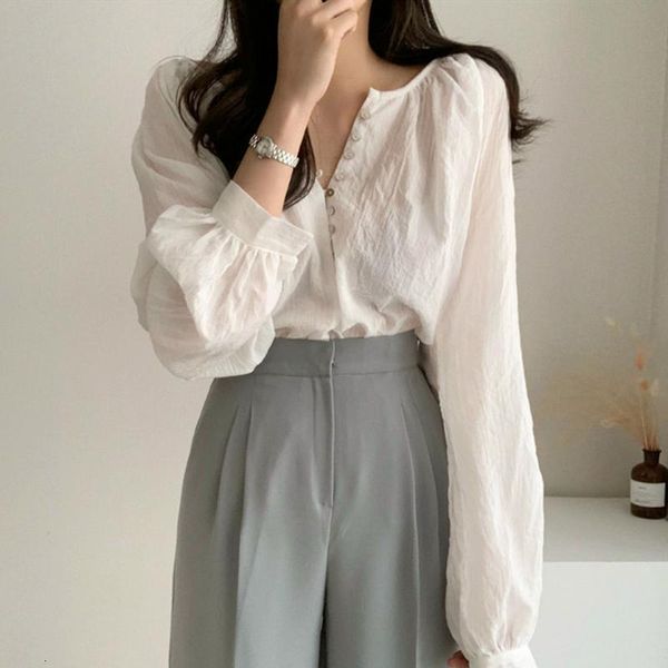 

autumn new thin bottomed shirt simple long sleeve white female student design hong kong flavor t-shirt