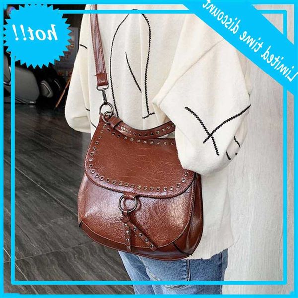 

vintage saddle rivets handbags women crossbody 2020 new ladies designer shoulder messenger bags totes female purses b7sc