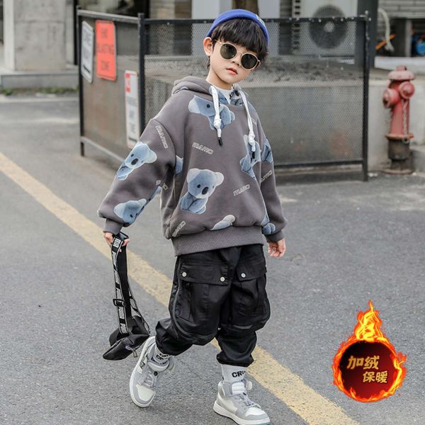 

autumn 2020 sweater boys' new plush and winter cloth baby's thickened warm base coat wtern sle children's hoodie hmrx, Black