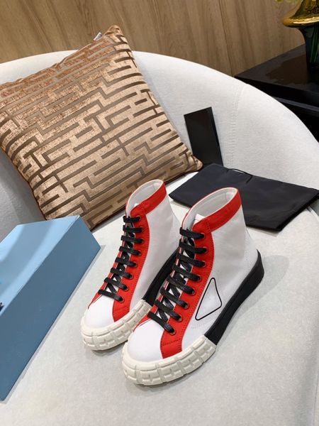 

высокая верхняя женская обувь осень / зима 2020 новая тенденция моды персонализированные британский стиль кожа плоское дно зашнуровать ботин, Black