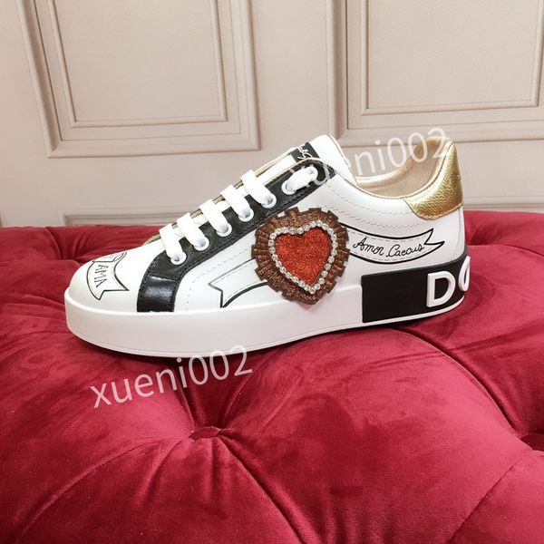 

paris casual shoes triple-s boots clear sole trainers black white beige yellow transparent crystal bottom vintage mens womens platform sneak