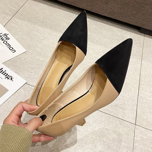 Scarpe da donna africane Décolleté con marchio Slip On 2022 Tacchi alti beige Bocca poco profonda Sandali con zeppa a punta con lacci Sandali sexy Borgogna Moda