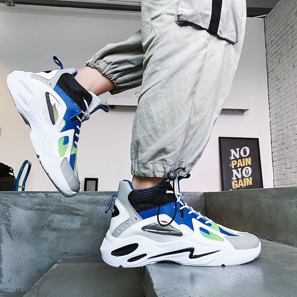 

2020 new men's shoes high-quality designer casual sports shoes increased breathable high-run shoes, Black;brown