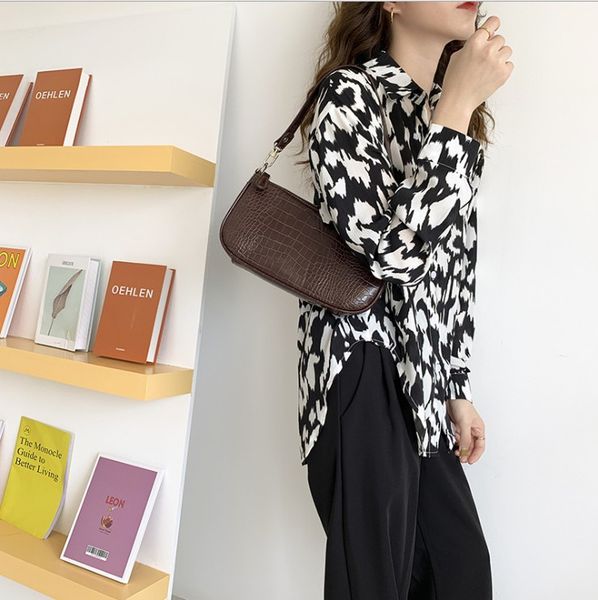 

of french design handbag retro armpit bag baguette crocodile pattern handbag fashion vintage small bag
