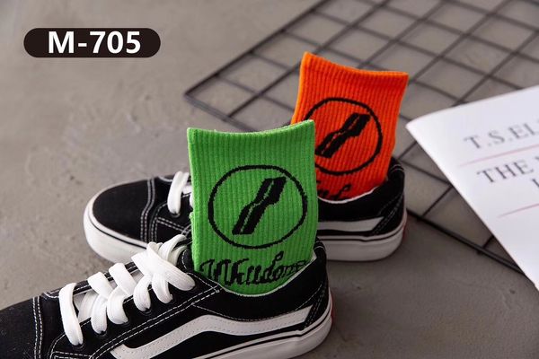 

qmhm 20 pairs lot casual breathable socks summer polyester men039;s solid colors sports mesh socks boat short for male, White;pink