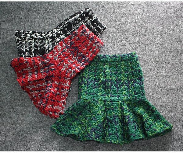

2018 fashion winter autumn women tweed skirt knitting high waist thickened slim plaid skirt trumpet ruffles hem midi nylon saias1, Black