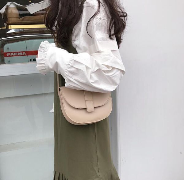 

fashion vintage small messenger bag women all-match handbag female simple style bag cute zaishenu9