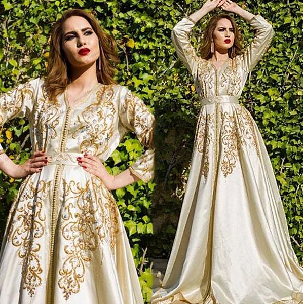 Luxury Avorio Marocchino Caftano Abiti da sera Abiti a maniche lunghe in rilievo Appliques Golden Appliques Sash musulmano Dubai Saudi Arabo Abiti da ballo Abiti da ballo