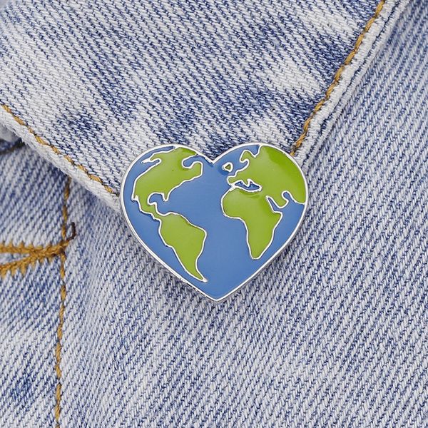 

green earth heart world map label pins alloy brooches hat clothes bag enamel pin travel commemorative badge jewelry gifts, Blue