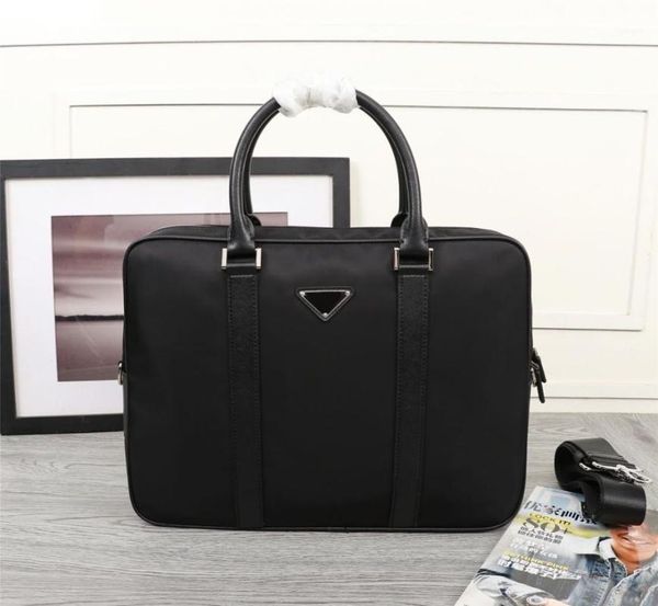 

european and american style 2020 simple men's briefcase, super capacity, factory direct wholesale, global transportation1