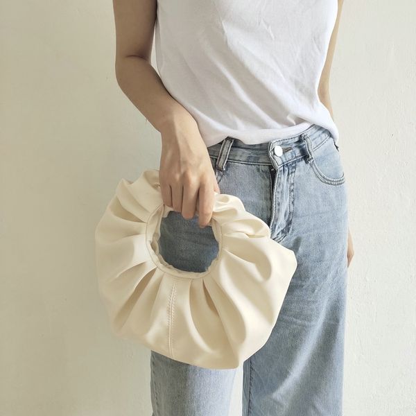 

niche design pleated cloud small casual soft leather hand women's 2020 spring and summer new package postman package hand postman bag r