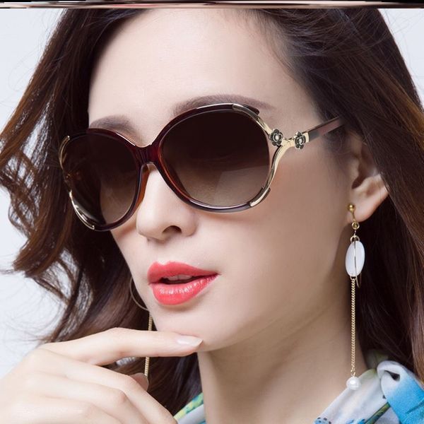 

driving girl windproof woman convenient small face sunglasses female sunshade seaside style car creativity