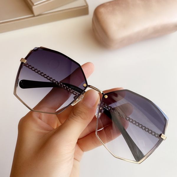 

new 4242 mens sunglasses men sun glasses women sunglasses fashion style protects eyes gafas de sol lunettes de soleil with box