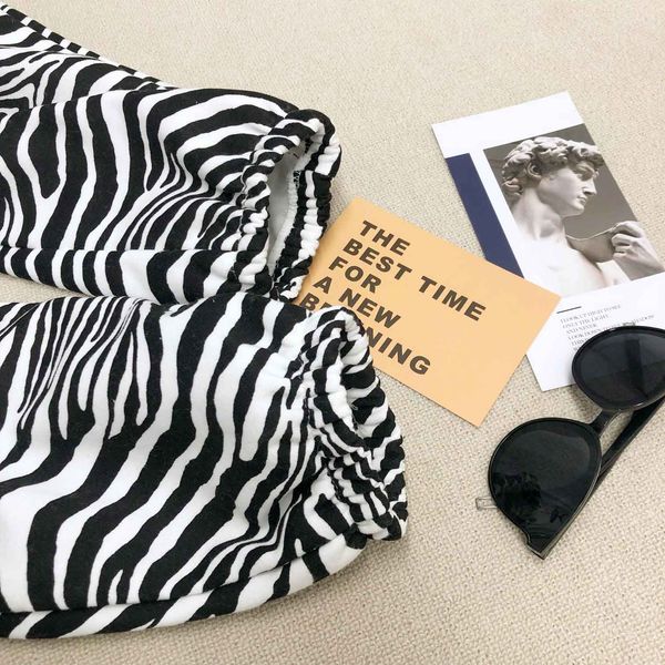 

21ss new women stylist pants sport style casual female simple relaxed pants fashion new trend printed casual pant size -xl, Black;white