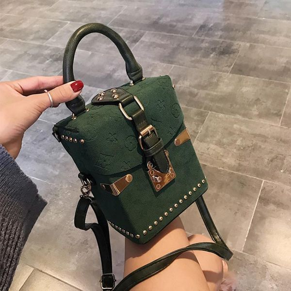 

women rivet crossbody bags pu leather handbags female fashion travel shopping working shoulder square bag cell phone purses 2020