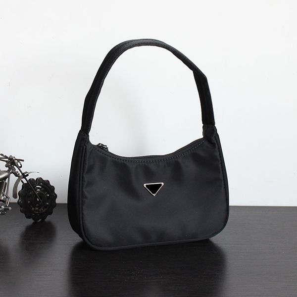 

2020 бренд дизайнер сумка кутюр тотализаторов плечо сумки классические нейлоновые сумки хобо мягкого кошелек черной crescent рука подмышки m