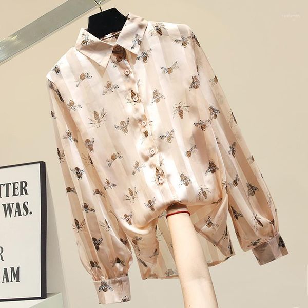 

2020 spring summer cartoon chiffon shirt women's new retro lantern sleeve lapel shirt female ladies blouse blusas womens 1, White