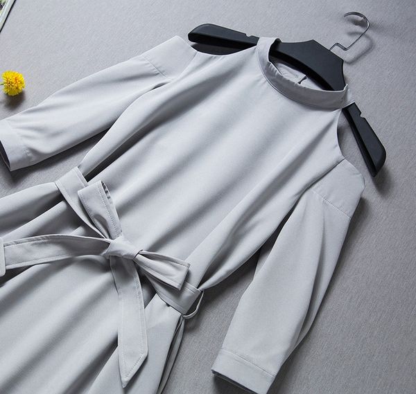 

весна и лето 2020 новой корейской версии кружева сладкий hollowshoulder пригонки сплошной цвет пять точка рукав зашнуровать платье для женщи, Black;gray